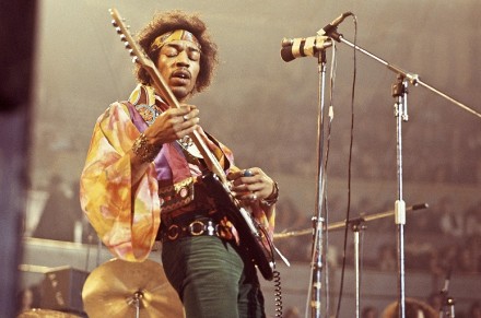 Jimi Hendrix: a marzo nuovo disco d'inediti